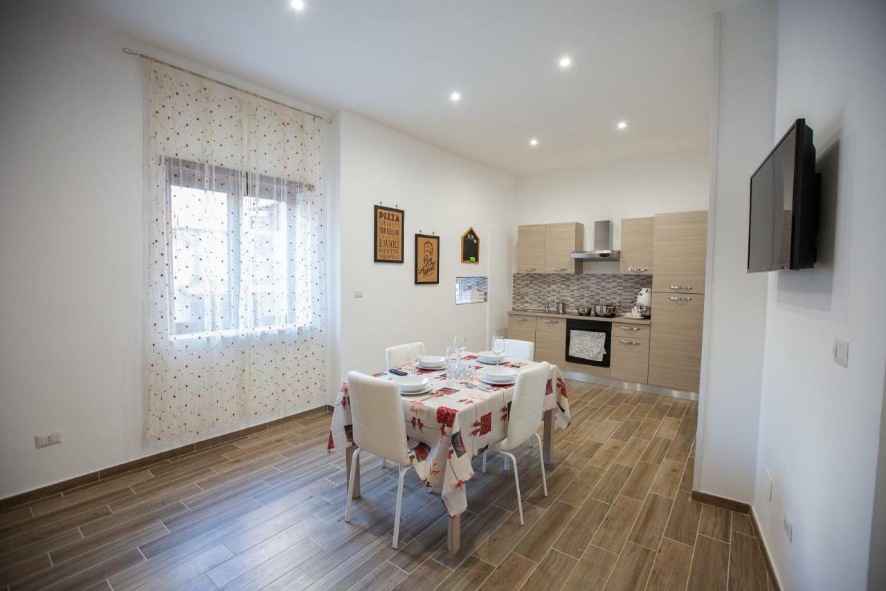 Marta House Apartment Naples Luaran gambar